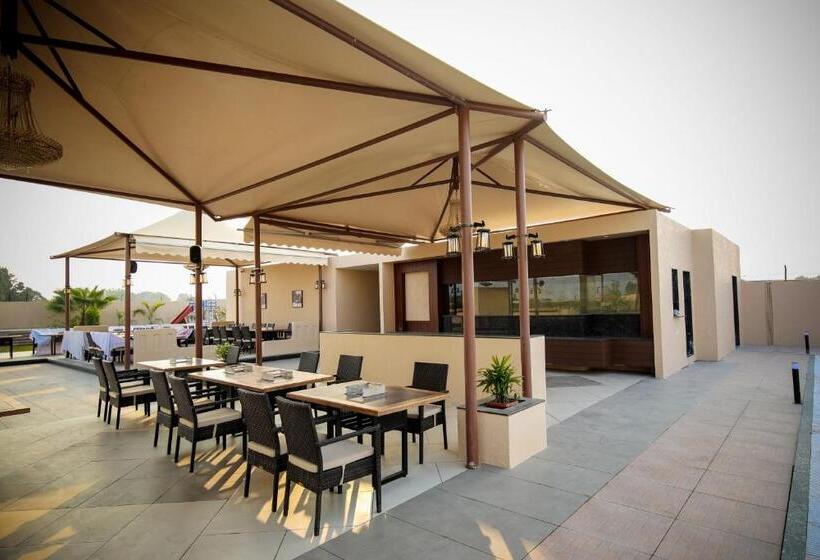 Отель Enrise By Sayaji Rewa