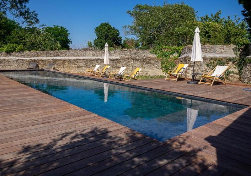 Отель La Marine