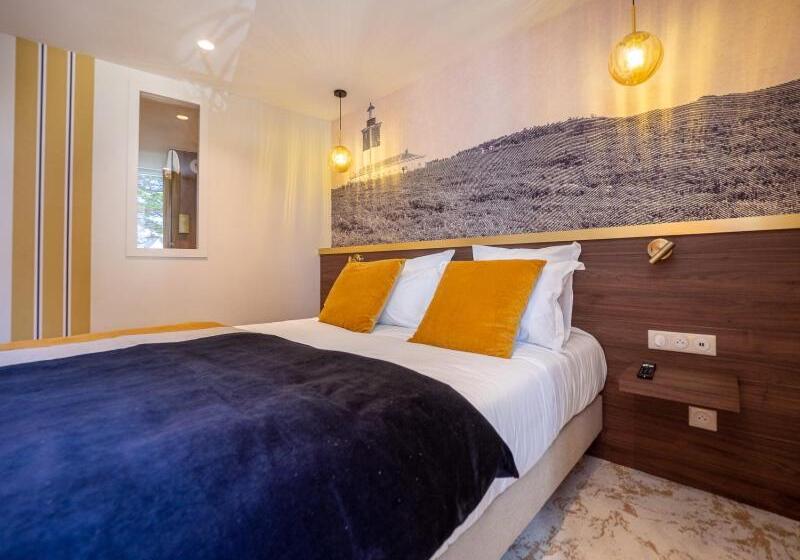 Отель La Marine