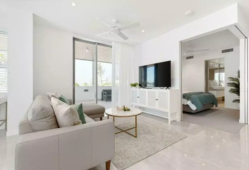 Hotelli Oceanus Bokarina Beach