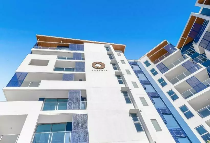 Hotelli Oceanus Bokarina Beach