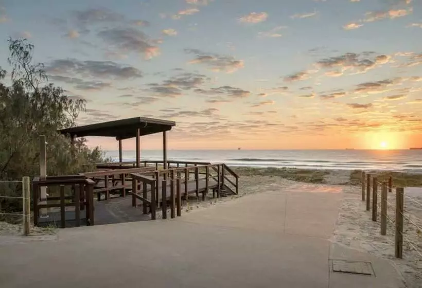 Hotelli Oceanus Bokarina Beach