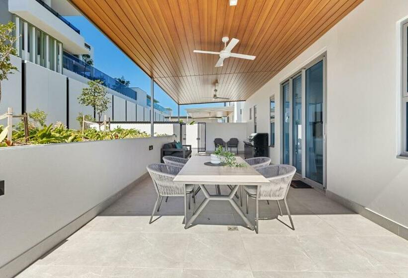 酒店 Oceanus Bokarina Beach