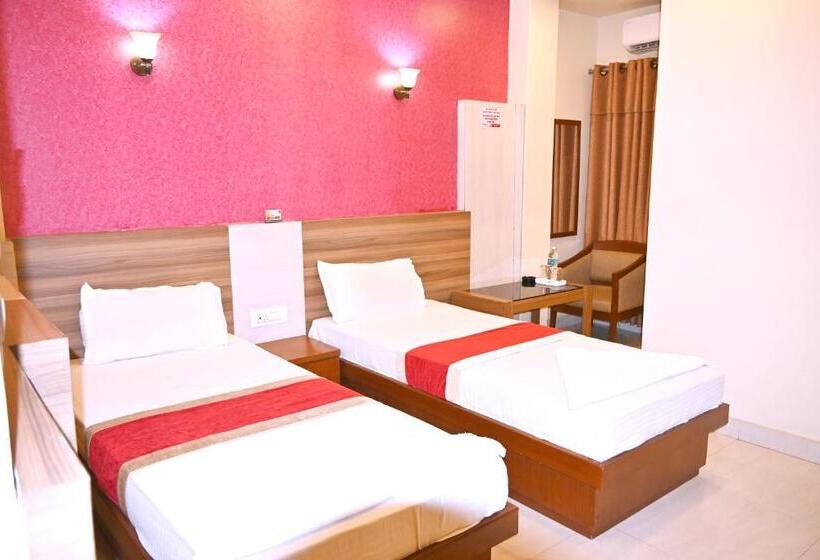 هتل Perfect Plaza