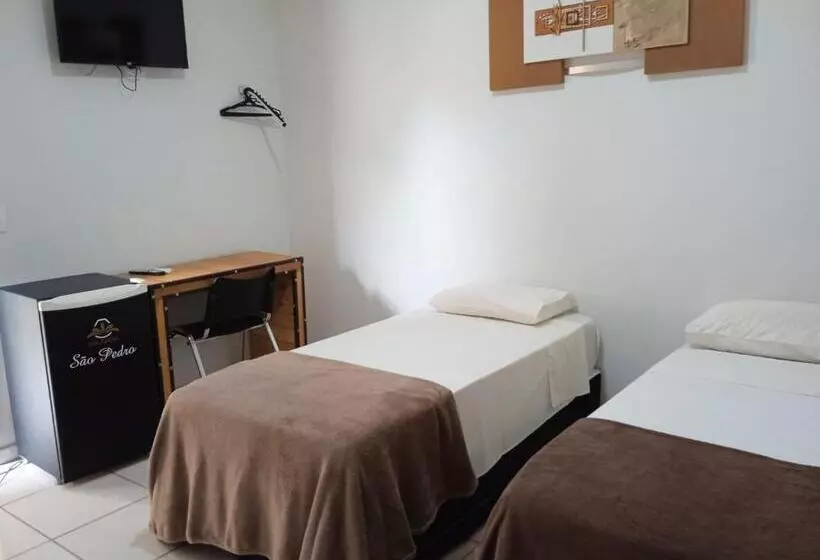 ホテル Pousada São Pedro Matão