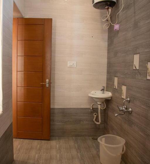 בית מלון כפרי Sharma Jee Farmhouse