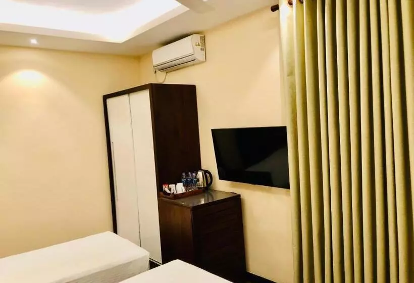 ホテル Tropic Inn   Mount Lavinia