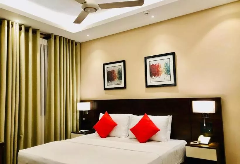 ホテル Tropic Inn   Mount Lavinia