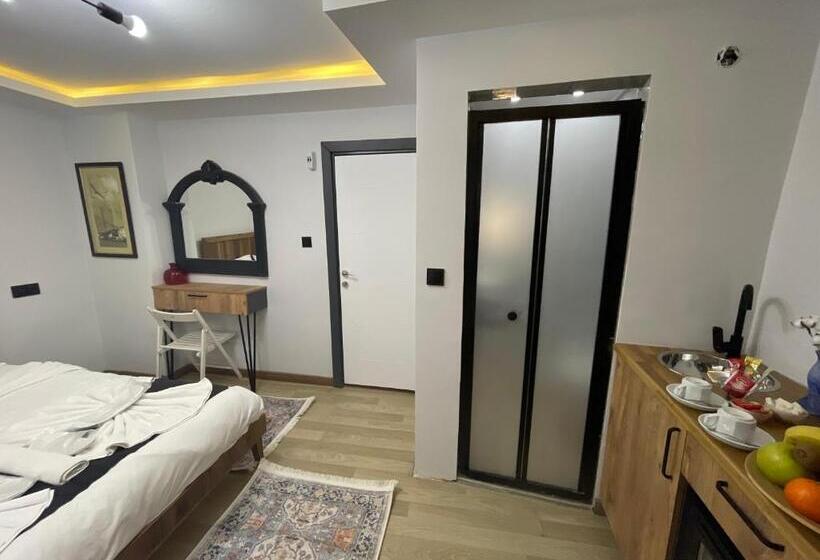 Hotel Le Valeria Deluxe