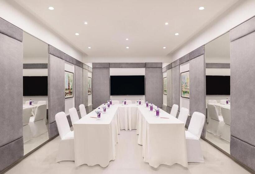 Keys Lite By Lemon Tree Hotels Sreekanya