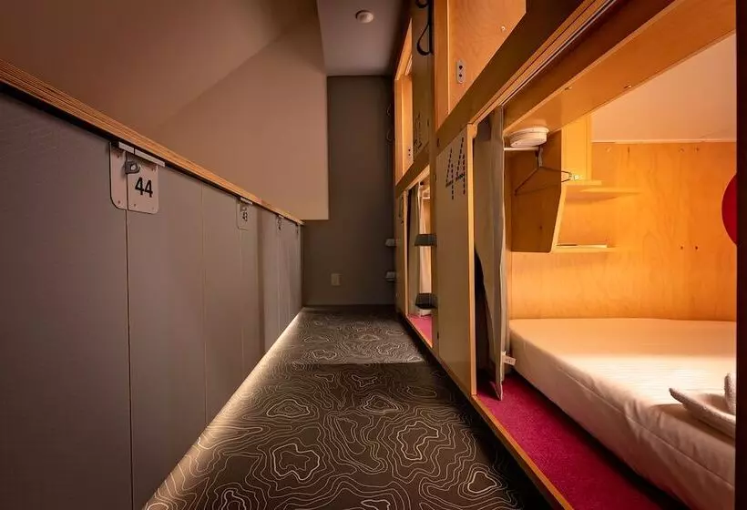 ユースホステル Pangea Pod