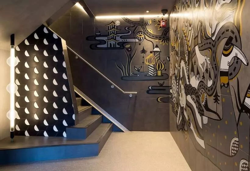 ユースホステル Pangea Pod