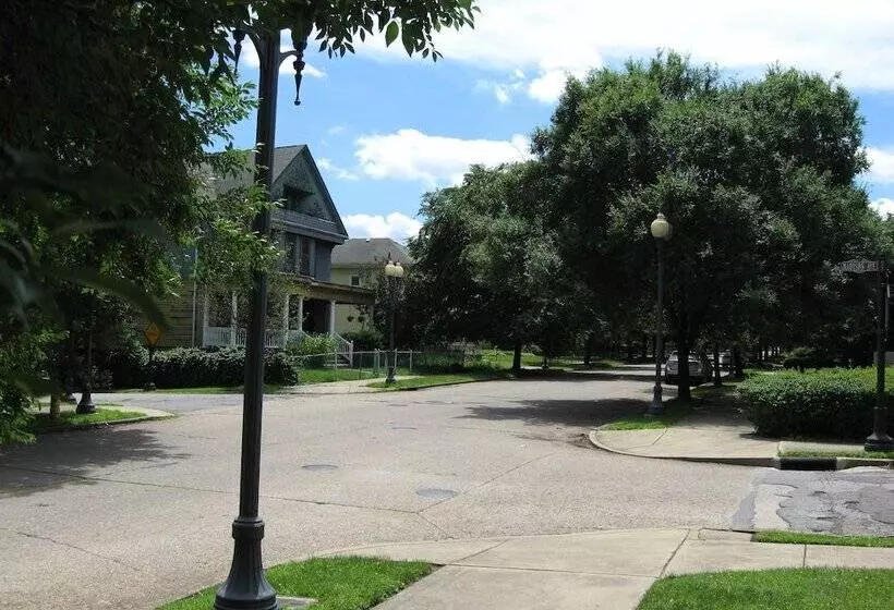 Bayberry House Bed And Breakfast