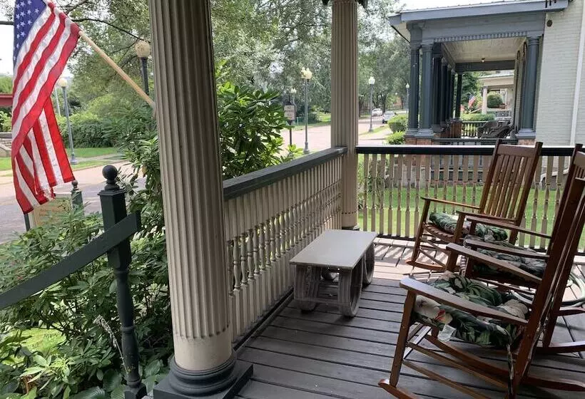 Bayberry House Bed And Breakfast