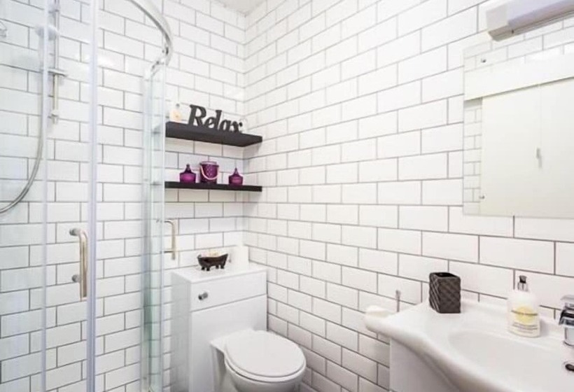 مبيت وإفطار Ashgrove House