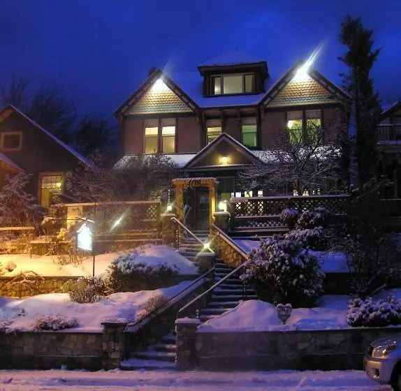 مبيت وإفطار Cloudside