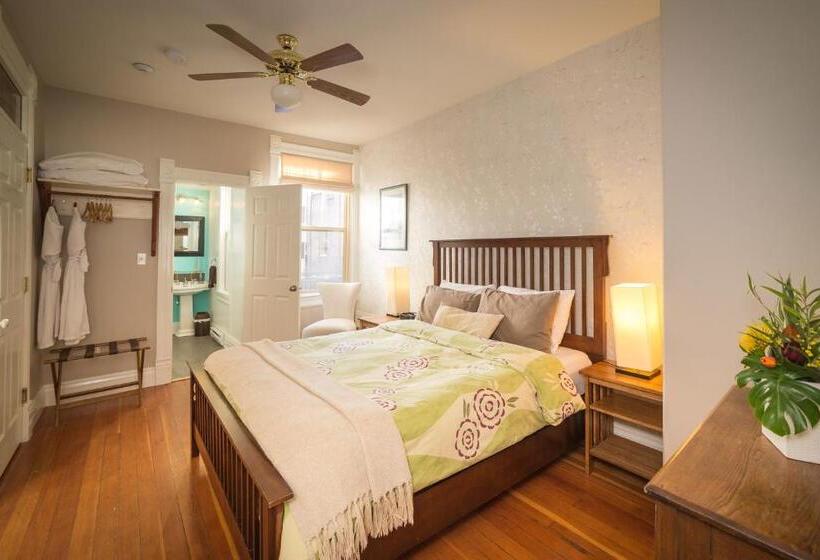 مبيت وإفطار Cloudside