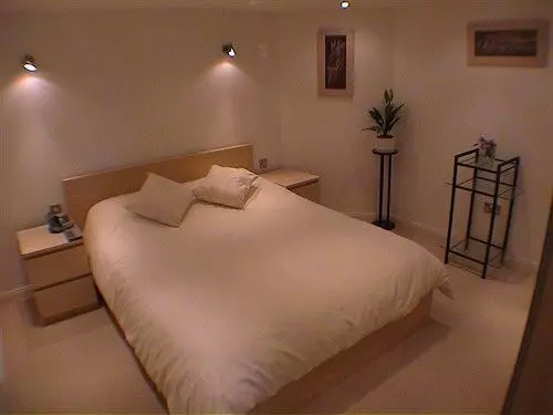 Bed and Breakfast Earle House Serviced Apartments