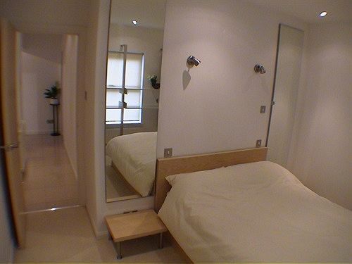 민박 Earle House Serviced Apartments