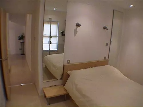 Bed and Breakfast Earle House Serviced Apartments