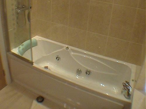 민박 Earle House Serviced Apartments