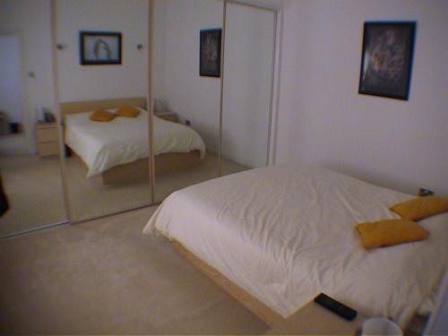 민박 Earle House Serviced Apartments