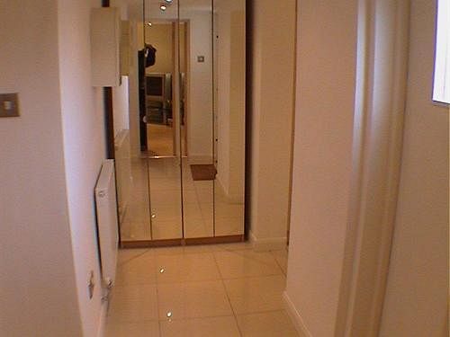 민박 Earle House Serviced Apartments