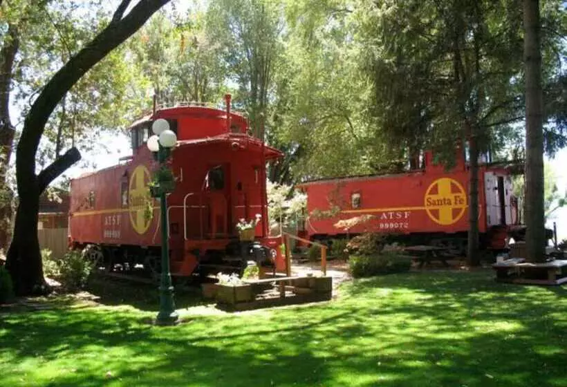 Featherbed Railroad B&b Resort