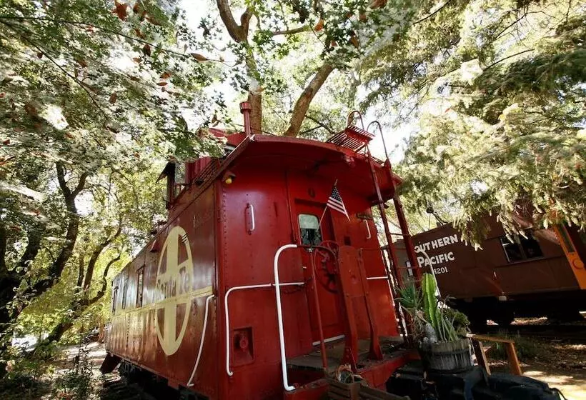 Featherbed Railroad B&b Resort