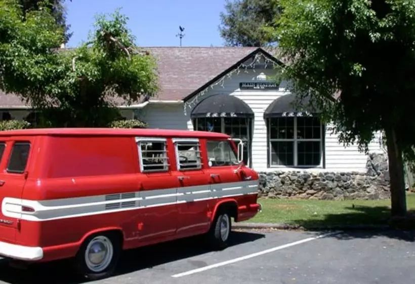 Featherbed Railroad B&b Resort