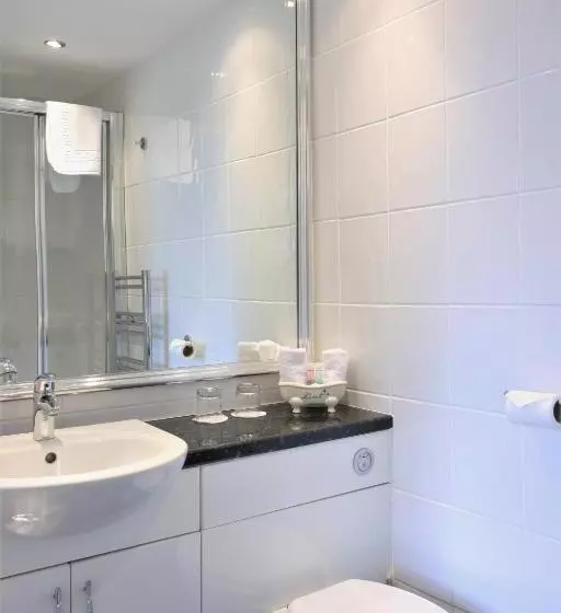 Bed and Breakfast Ferndale   Lodge