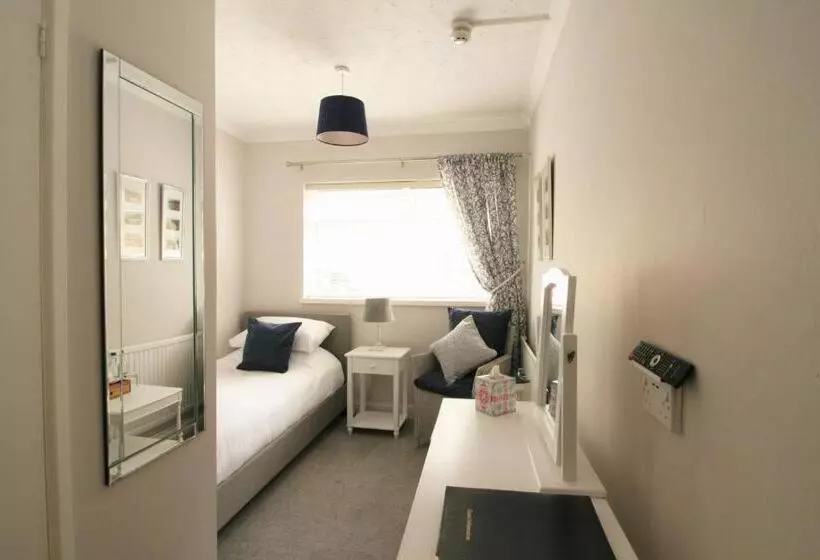 Bed and Breakfast Ferndale   Lodge