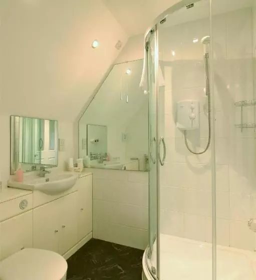 Bed and Breakfast Ferndale   Lodge