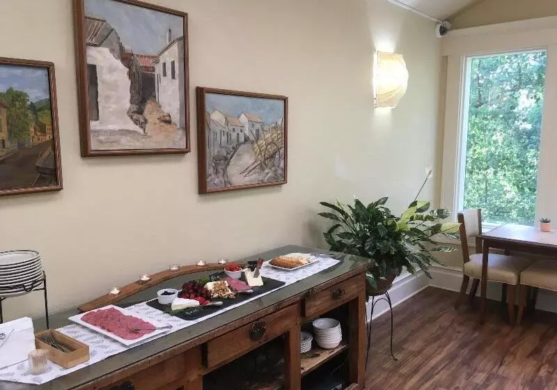 Bed and Breakfast Healdsburg Inn On The Plaza