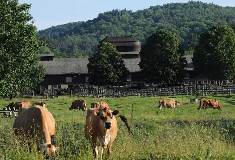 住宿加早餐 Inn At Clearwater Pond