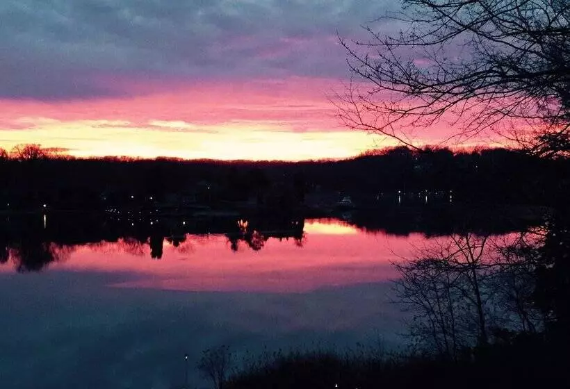 Aamiaismajoitus (B&B) Laurel Grove Inn On The South