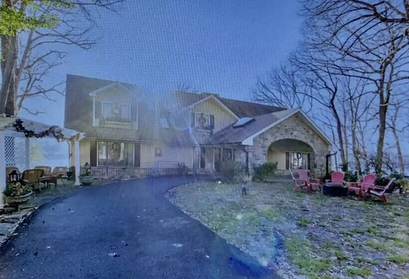 Aamiaismajoitus (B&B) Laurel Grove Inn On The South