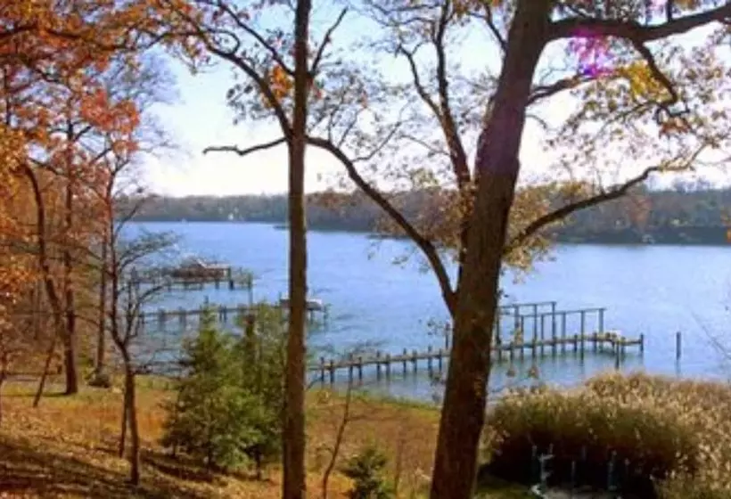 Aamiaismajoitus (B&B) Laurel Grove Inn On The South