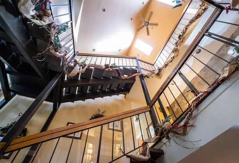 Aamiaismajoitus (B&B) Laurel Grove Inn On The South