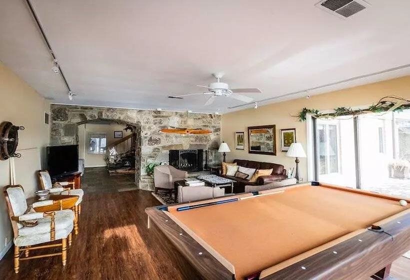 Aamiaismajoitus (B&B) Laurel Grove Inn On The South