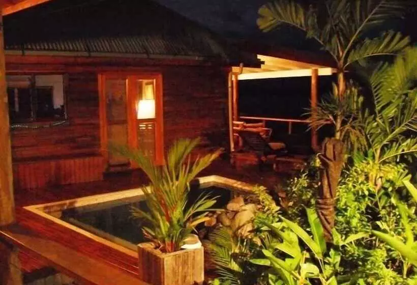 مبيت وإفطار Naveria Heights Lodge