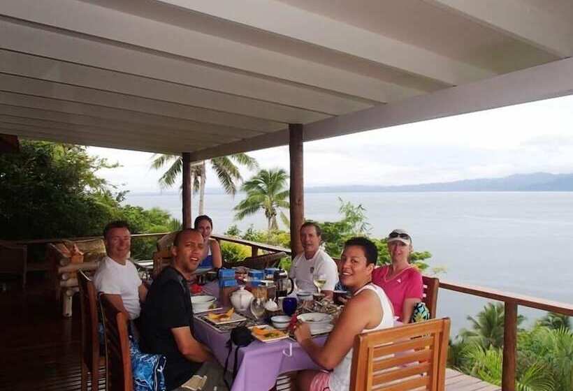 مبيت وإفطار Naveria Heights Lodge