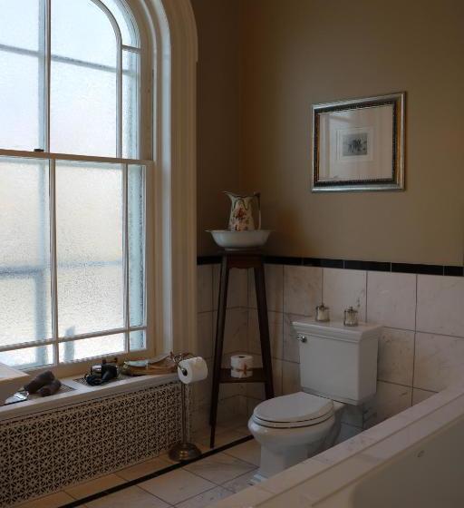 مبيت وإفطار Osler House