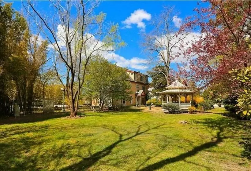 민박 The Doctor's Inn