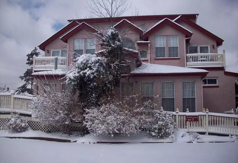 민박 The Doctor's Inn