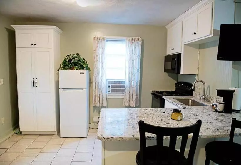 Berry Patch Bed And Breakfast