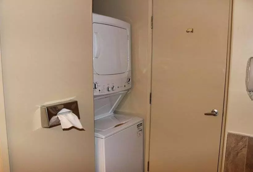 Clearwater Hotel Ltd