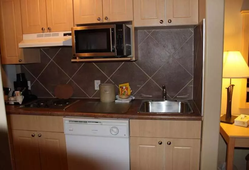 Clearwater Hotel Ltd