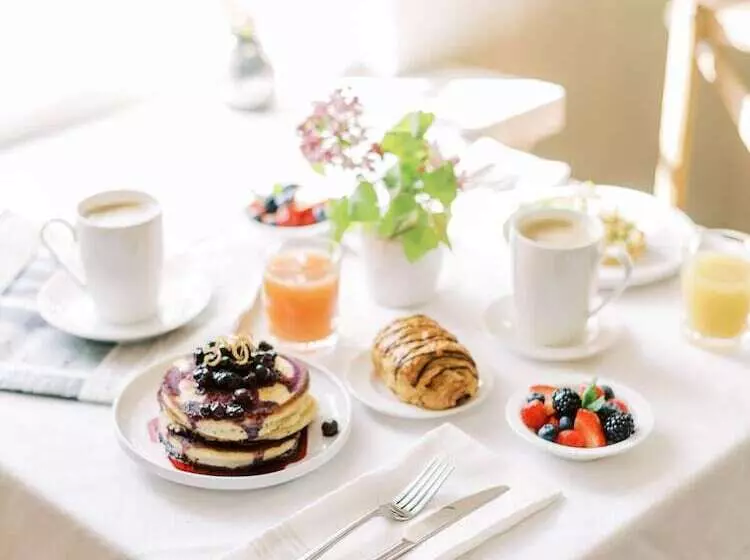 住宿加早餐  Fairville Inn