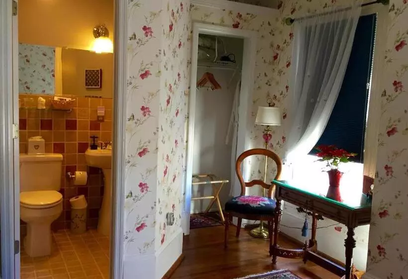 Hanna House Bed & Breakfast